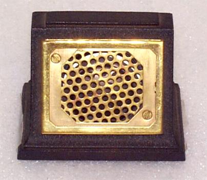 Microphone caché dans une boîte de cartes d'affaire (années 1930)