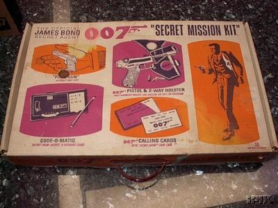 James Bond Secret Mission Kit